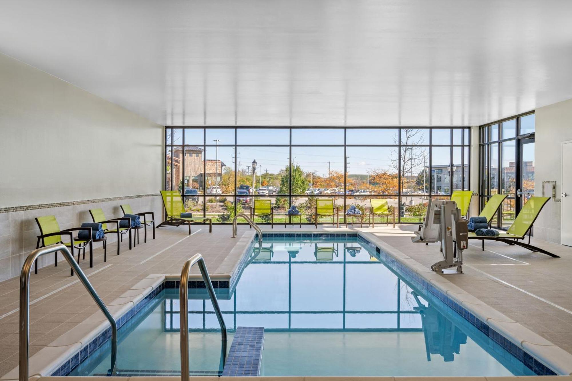Springhill Suites By Marriott Menomonee Falls ภายนอก รูปภาพ
