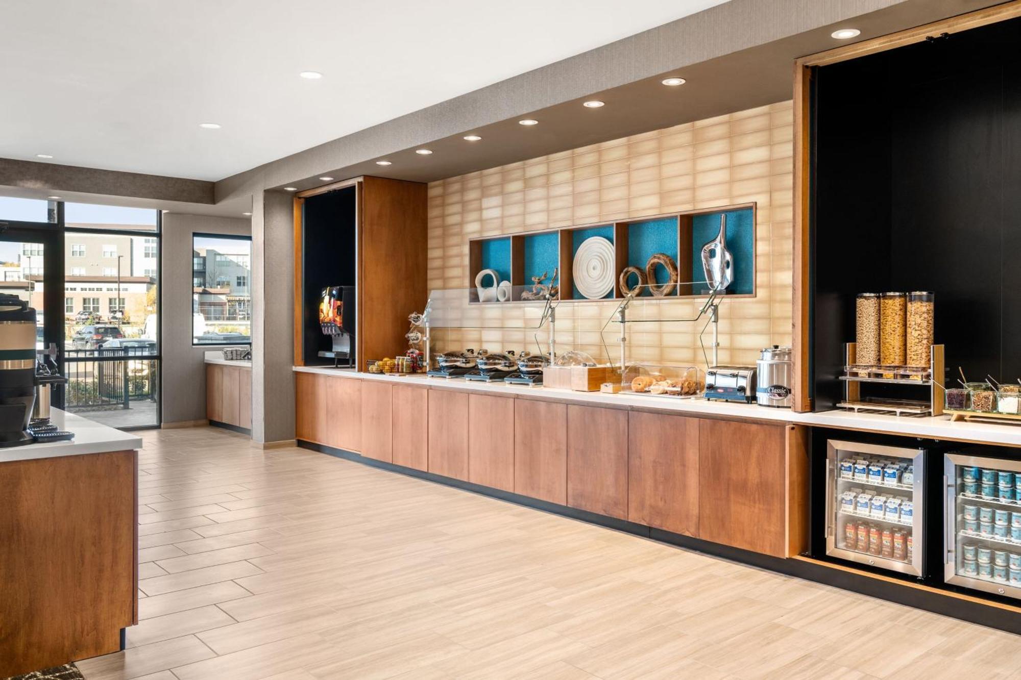 Springhill Suites By Marriott Menomonee Falls ภายนอก รูปภาพ